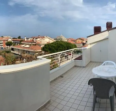 Poseidon Apartment Pineto